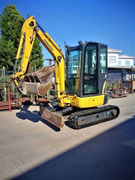 how hard is it to drive a mini excavator|komatsu mini excavators manual.